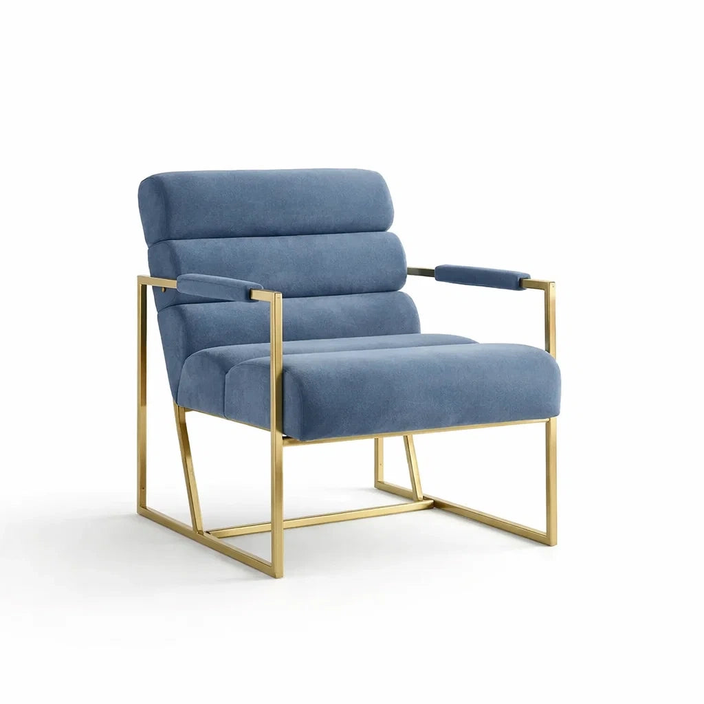 Poltrona in velluto blu con struttura in metallo